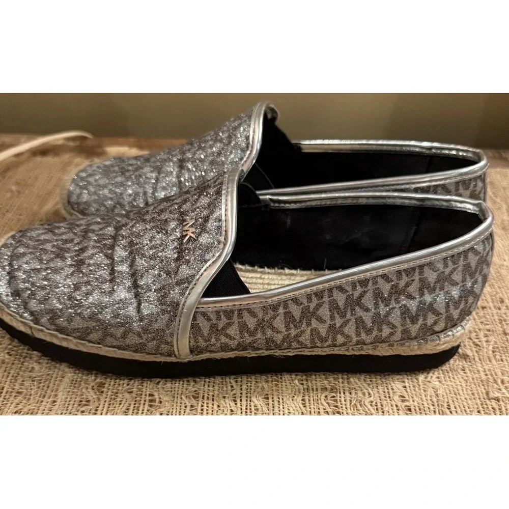 Michael Kors Hastings Signature Logo‎ Silver Metallic Espadrilles 9.5 158$